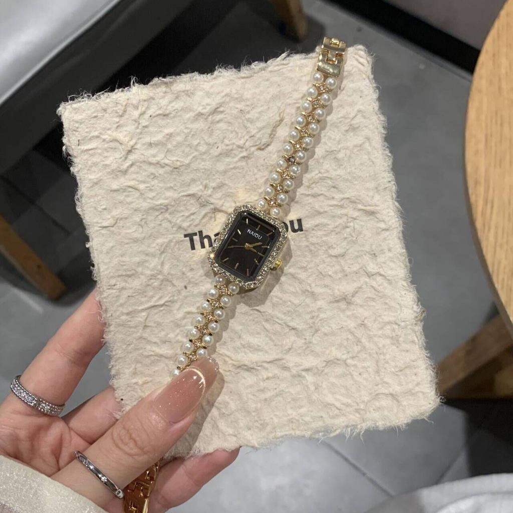 2025 новые часы с жемчужной цепочкой, черное золото, высококлассные, квадратный циферблат, нишевые кварцевые часы, темпераментные модные женские часы