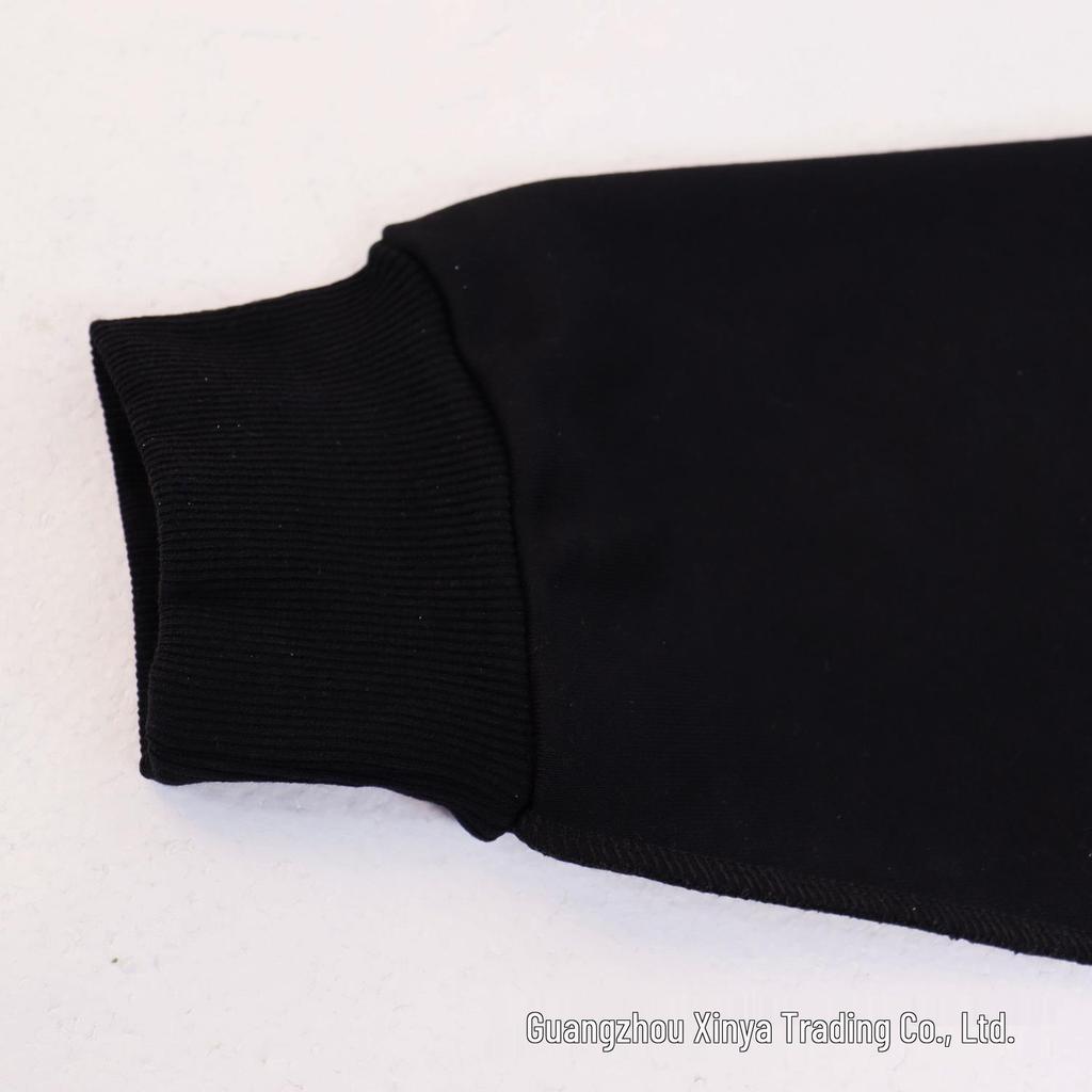 Спортивный унисекс комплект SAINT: Худи с капюшоном и спортивные брюки с эластичным поясом
