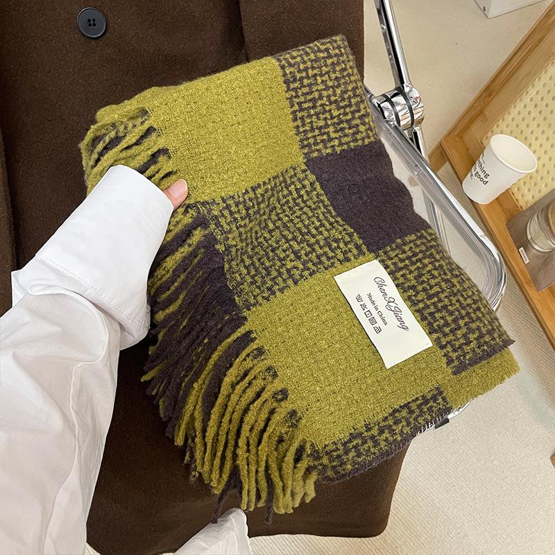 Thick Imitation Cashmere Large Checkered Tassel Scarf for Girls in Autumn and Winter Retro Long Shawl Showing Face Small Warm Scarf