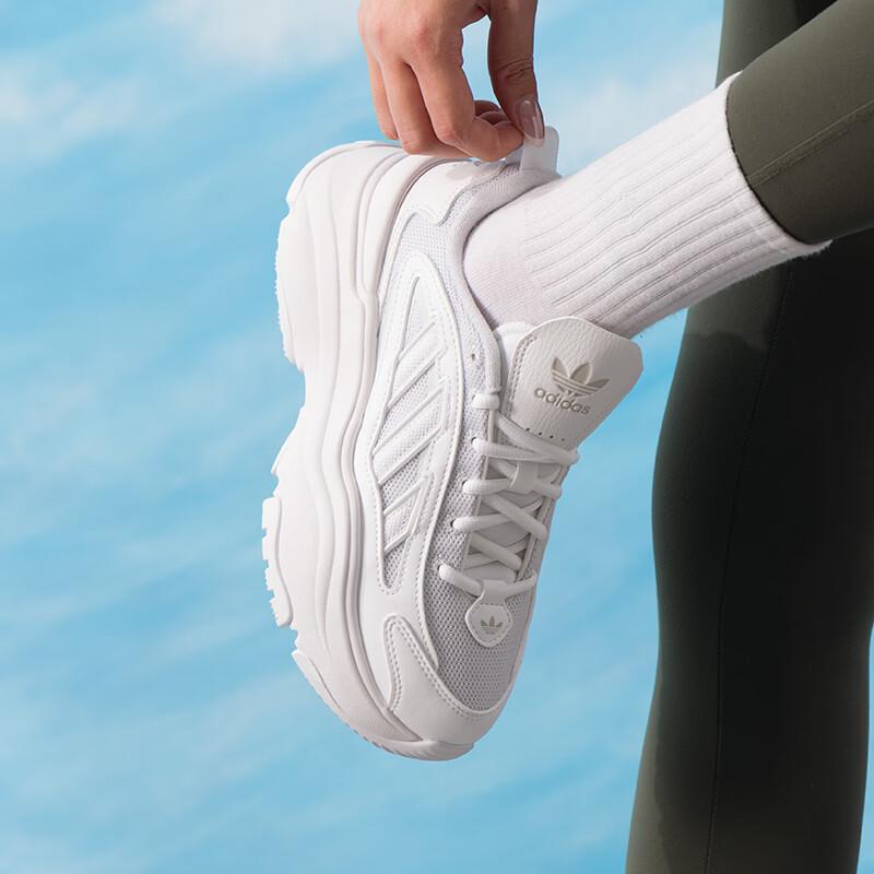 adidas Женская повседневная обувь IG6047