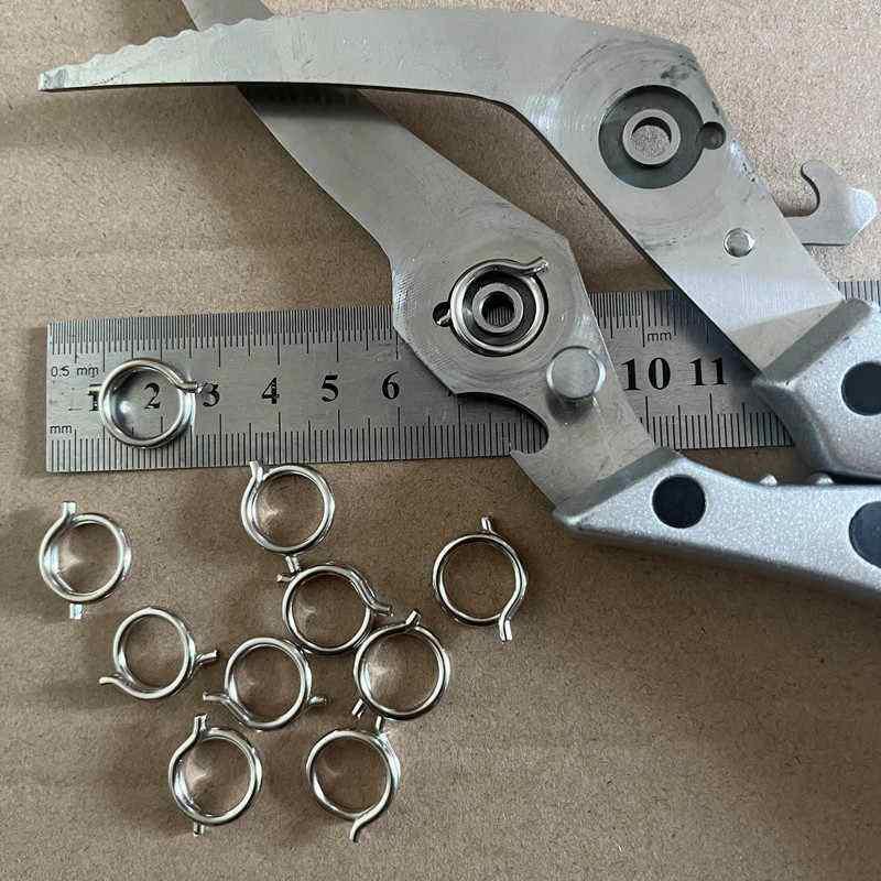 2Pcs Chicken Bone Scissors Accessories Spring Wire Diameter 1.8Mm Outer Diameter 15Mm Nickel Plated Steel Torsion Spring