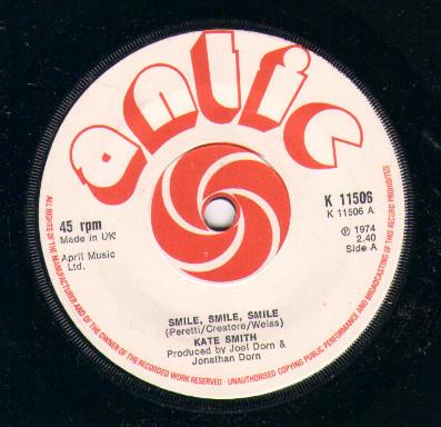 7inch Record KATE SMITH Smile Smile Smile K11506 Antic 1974 UK Pop Used