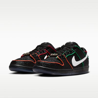 Nike SB Dunk Low Bronx Girls Skate