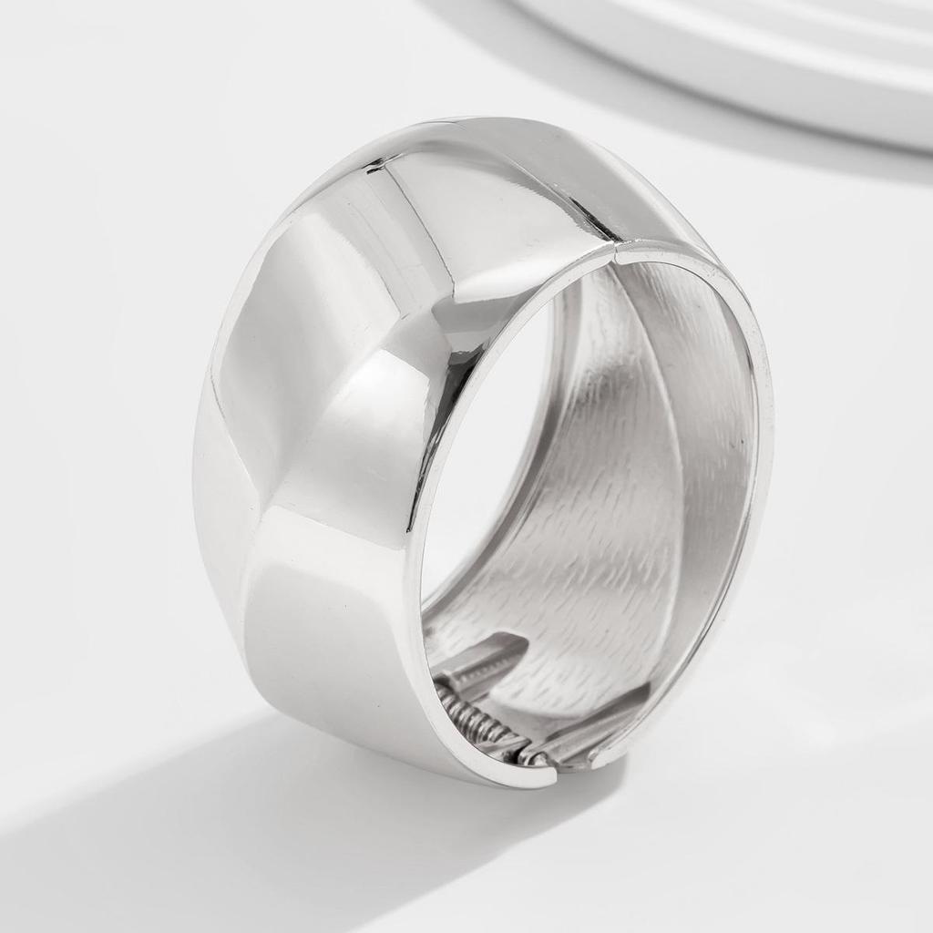 Набор браслетов из сплава в европейском и американском стиле с геометрическим узором, плавным круглым изгибом и пружинным дизайном