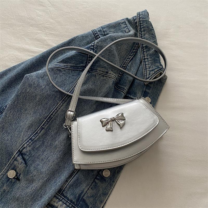 Underarm Bag Women's 2025 Autumn New Trendy High-value Fashion Versatile Shoulder Messenger Bag Bow Saddle Bag