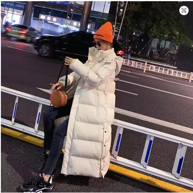 Очень длинная утепленная хлопковая куртка женская корейская модная парка до колена зимняя женская толстая черная пуховая хлопковая куртка