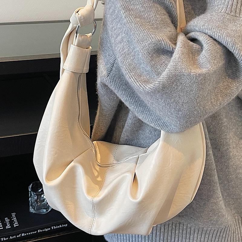 Осенняя вместительная ретро сумка-пельмень из мягкой кожи с плиссировкой, ленивый стиль, простая повседневная на плечо