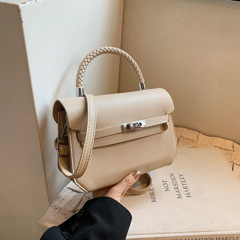 Популярная маленькая сумка-мессенджер женская новая летняя модная сумка через плечо 2024 года маленькая квадратная сумка для поездок на работу