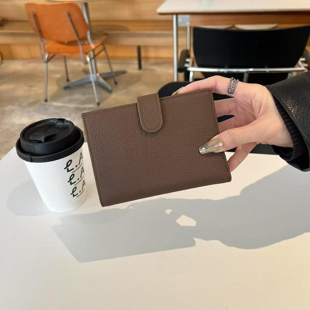 2025 Многофункциональный держатель для паспорта из коровьей кожи высшего качества и ультратонкий кошелек для монет