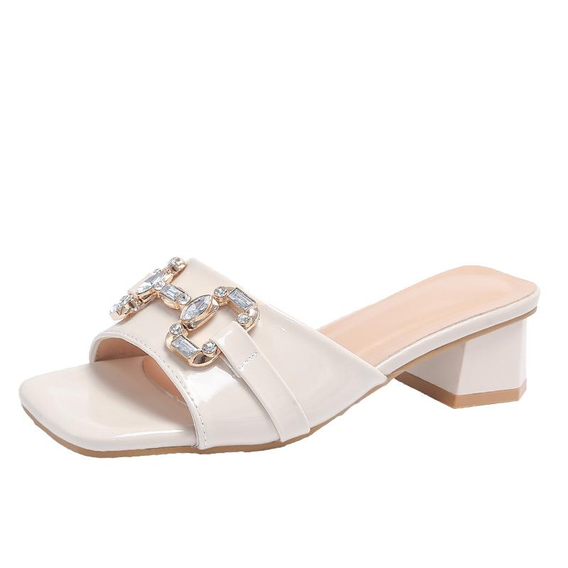 Модные женские шлепанцы на массивном каблуке, модные мюли с открытым носком, украшенные стразами и металлической пряжкой, летние повседневные элегантные сандалии для вечеринок для девушек