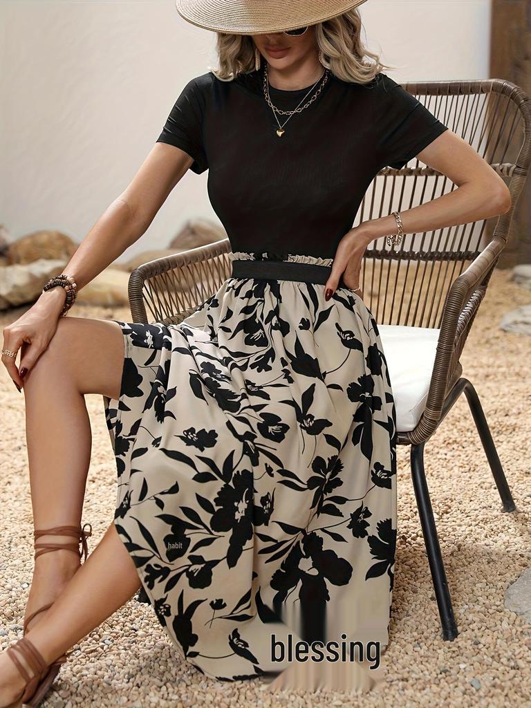 Женский комплект платья с круглым вырезом и цветочным принтом - Элегантный экзотический отпускной стиль для весны/лета 2025