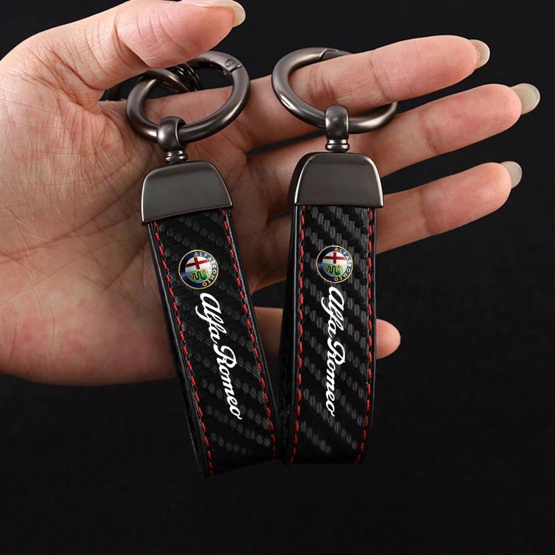 XTXG4 Carbon fiber Car Key Chain Leather Keychain Ring For Alfa Romeo Giulia Stelvio Giulietta 156 159 147 Mito Tonale Brera Disco V