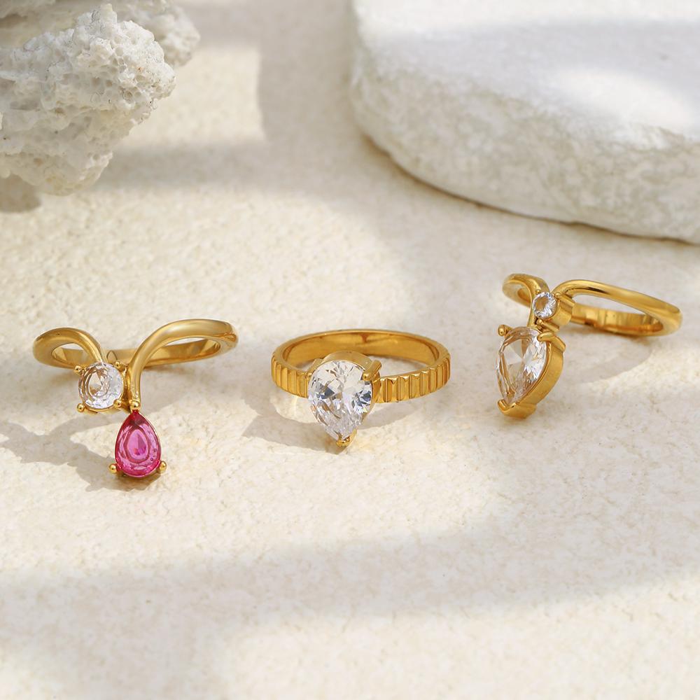 E.B.belle Crown Water Drop Stainless Steel Zircon Ring Small Water Drop Pink Zircon Vertical Ring Gold Plating Jewelry