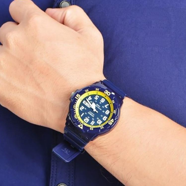 Casio Мужские подростковые синие часы MRW-200HC-2B MRW-200HC-2B