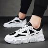 Fashion Men Casual Breathable Light Sports Shoes Teenagers Skateboard Running Sneakers Male Black White Platform Shoes Tenis Trainers