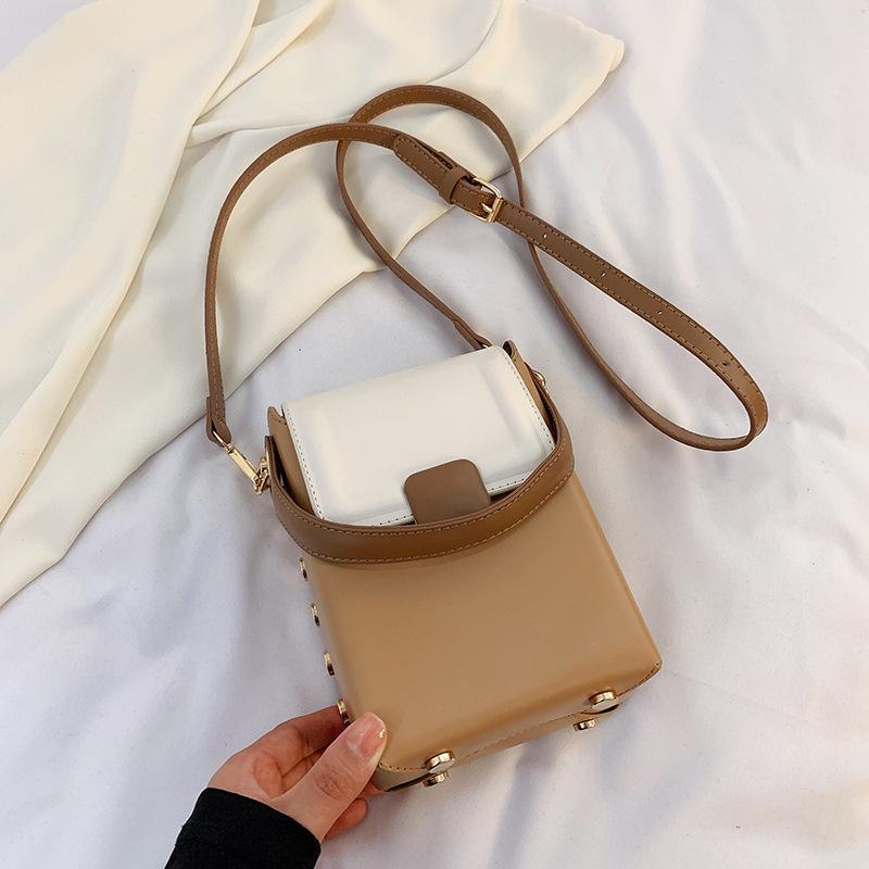 Премиальная мини-маленькая сумка женская 2025 новая осенне-зимняя сумка-мессенджер маленькая и легкая маленькая квадратная сумка сумка для мобильного телефона