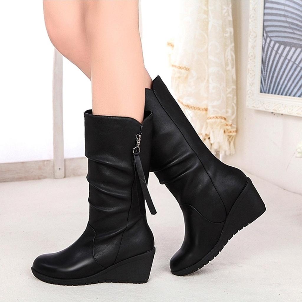 Women's Plush Autumn And Winter New Round Head Leather Square Heel Vintage Pull Wedge Chain Mid Wedge Boots for Women Wide Calf