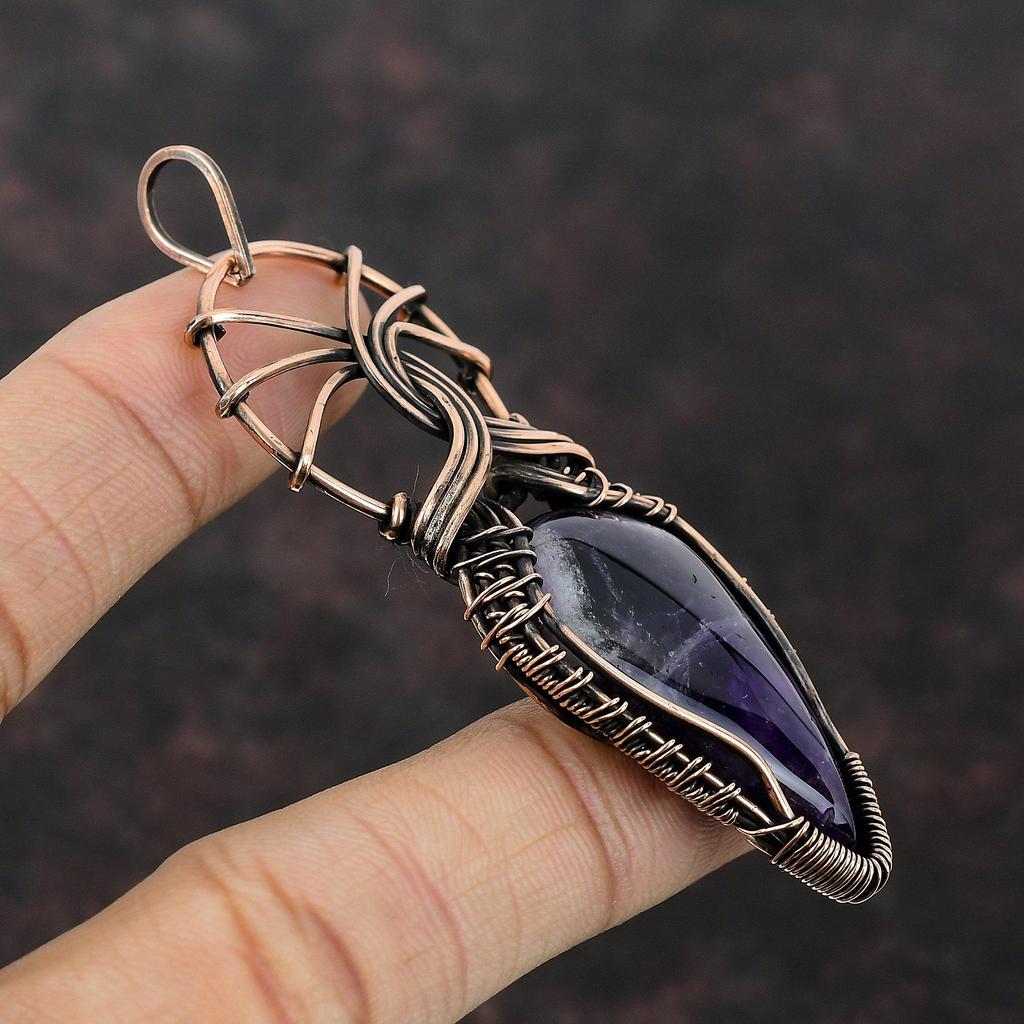 Подвеска из шевронного аметиста, обернутая медной проволокой, Элегантная подвеска, Подвеска с драгоценным камнем, Украшения в технике wire wrap, Подарок для нее, Медные украшения ручной работы
