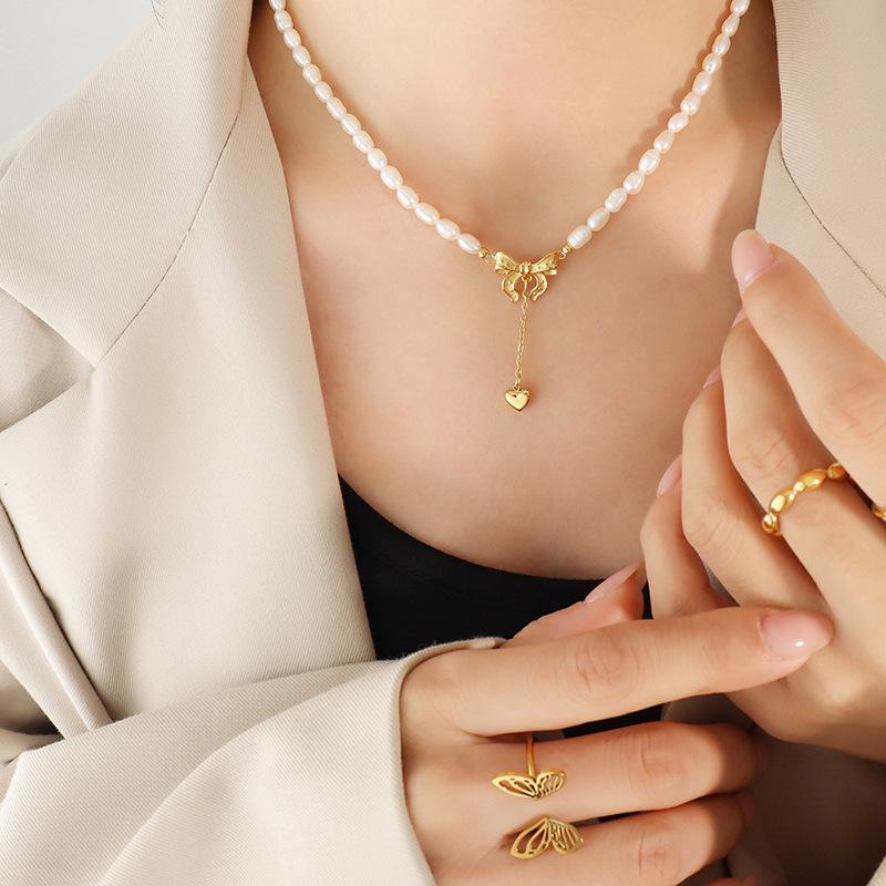 Французская принцесса с тем же бантом, подвеска «Любовь» с бахромой, ожерелье из пресноводного жемчуга, элегантные и модные украшения, которые не выцветают.