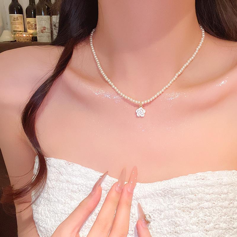 «Модное элитное жемчужное ожерелье: Универсальная цепочка на ключицу из титановой стали для женщин