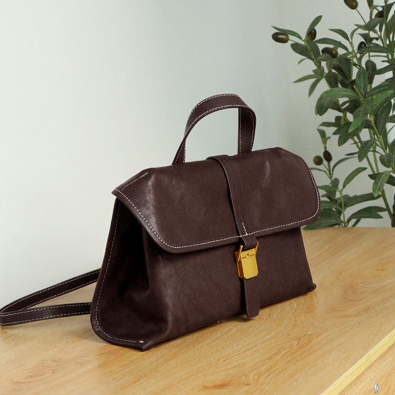 Genuine Leather Envelope Bag Womens Decorative Top Cowhide Handbag Single Compartment Large Capacity Casual Organizer Bag Design Fashionable