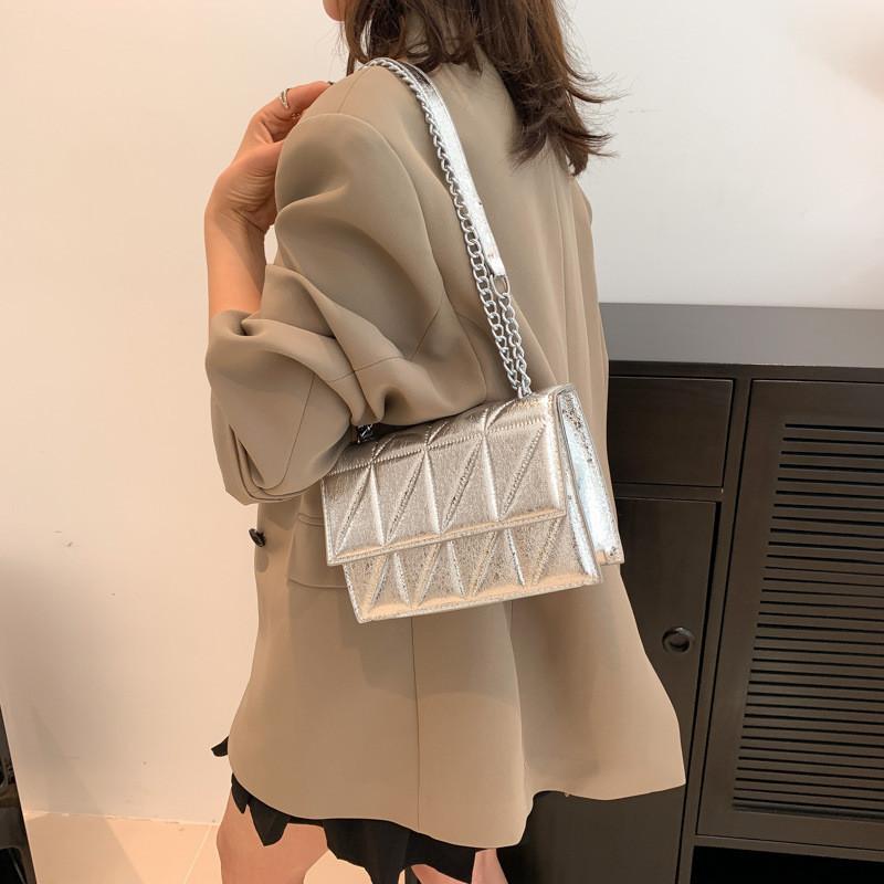 Модная Сумка-кроссбоди из Искусственной Кожи для Женщин Модная и Шикарная Маленькая Квадратная Сумка