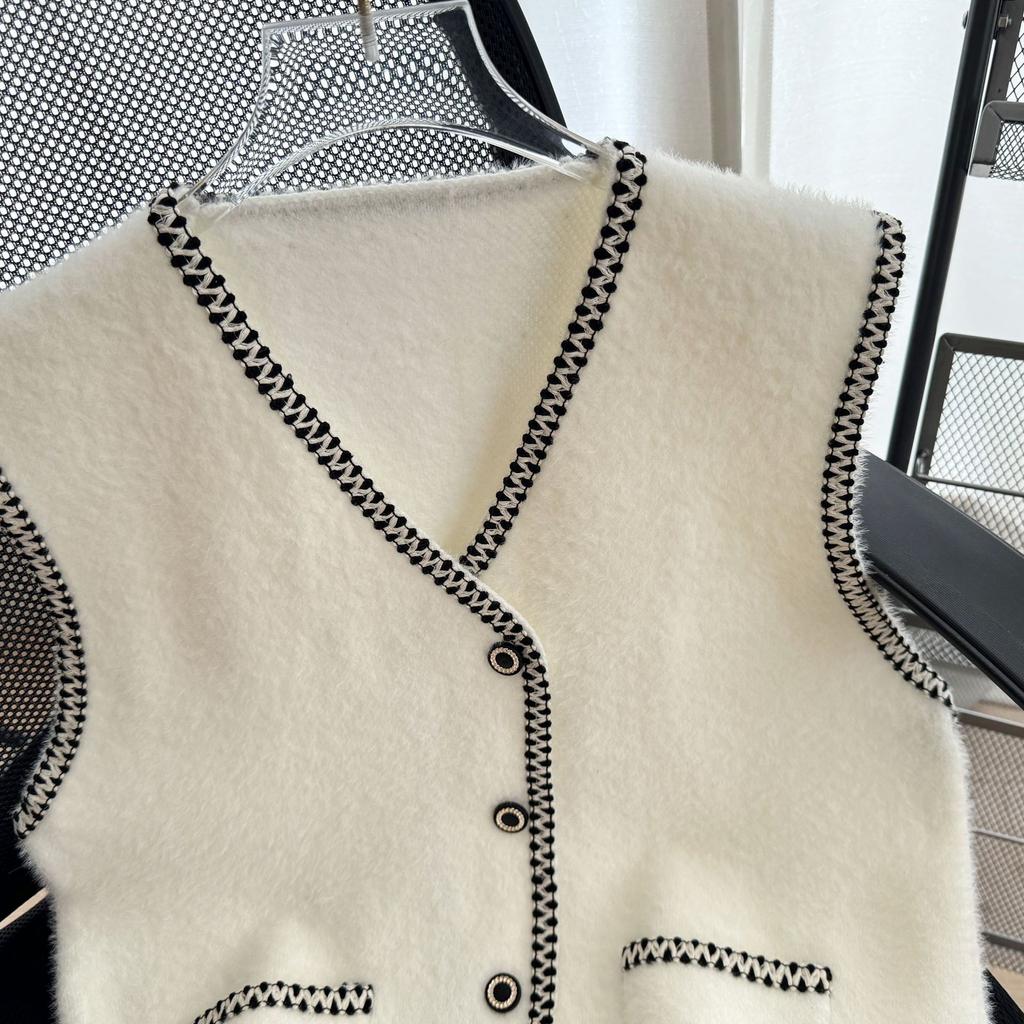 Women's Autumn and Winter Knitted Colour-Crossing V-Neck Cardigan Vest