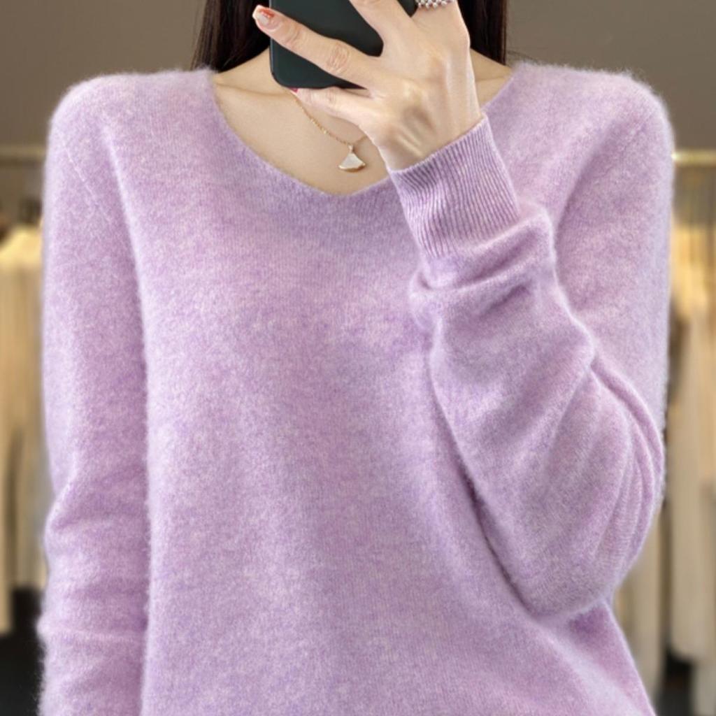 Women's V-Neck Wool Sweater: New Autumn/Winter Solid Color, Loose Fit, Versatile Style.