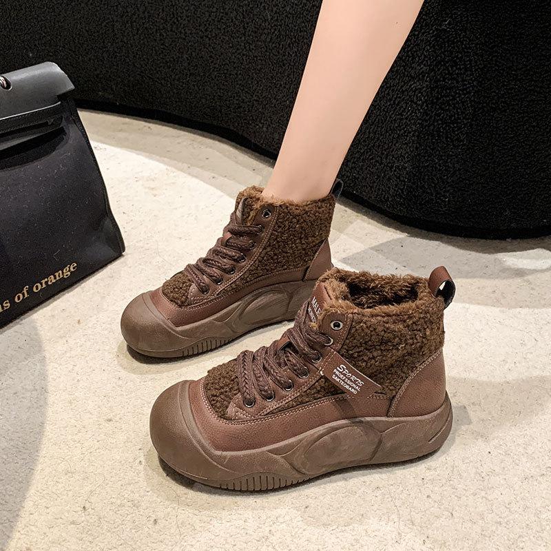 Флисовые сапоги для зимы женские 2025 года, осень и зима, новые универсальные, интернет-знаменитости, теплые, короткие ботинки Martin на платформе, хлопковая обувь