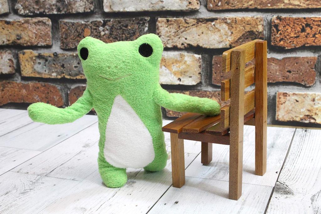 Shinada Posing Plush Toy Fumofumo-san Kero-nyo