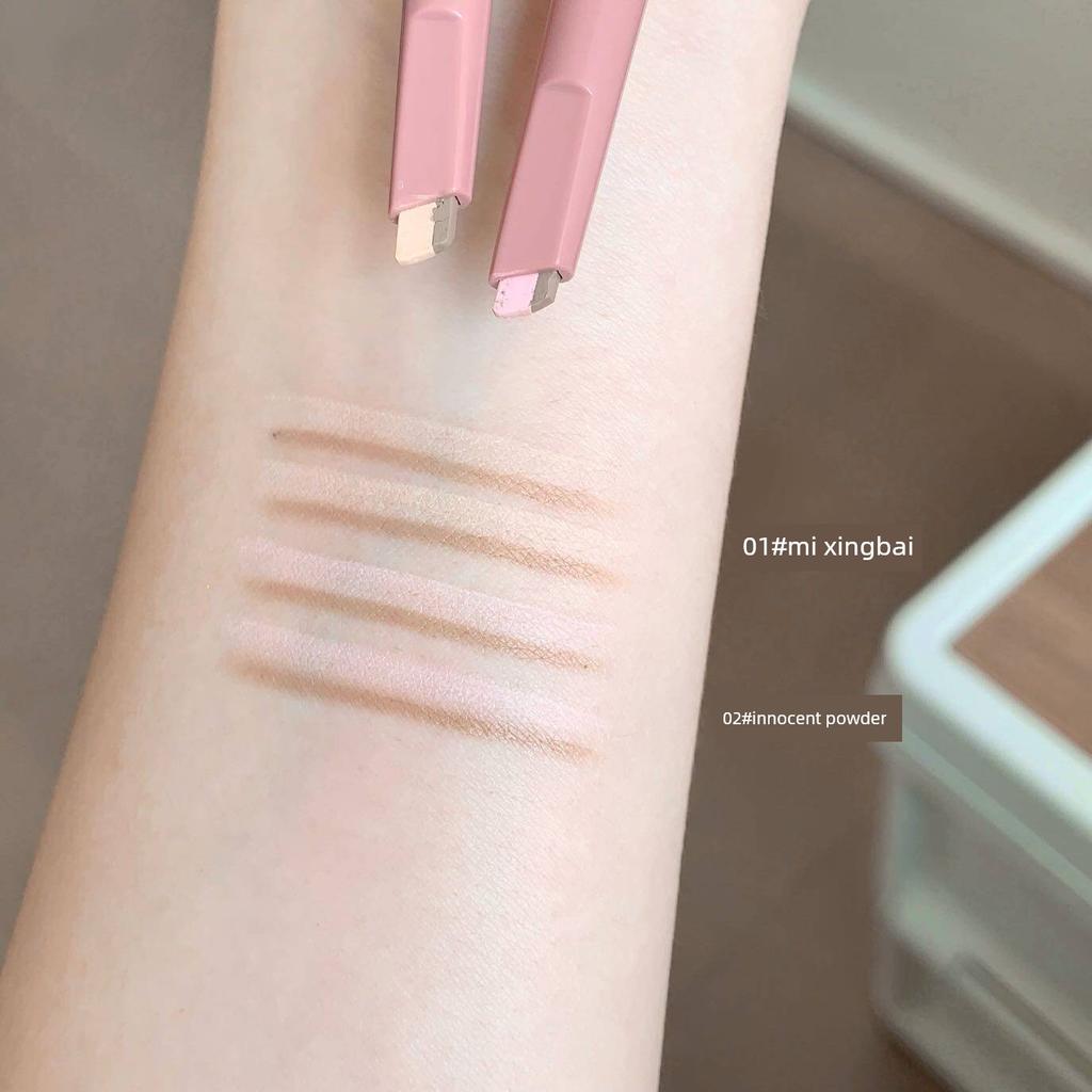 Natural-Looking Aegyo-Sal~Chen Shi'An 3D Dual-Use Aegyo-Sal Pen for Brightening and Contouring, Two-In-One Waterproof for a Three-Dimensional Effect