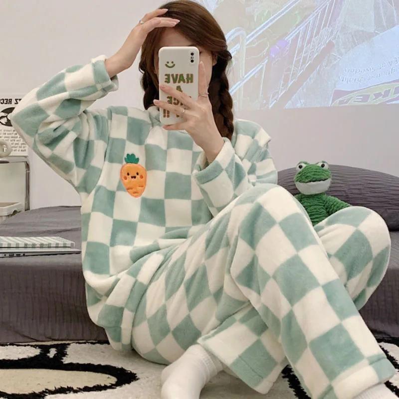 Thickened Warm Flannel Plus Size Lady Pajamas Set Long Sleeves Fall and Winter Sleepwear Women's Cartoon Bear Plaid Home Wear