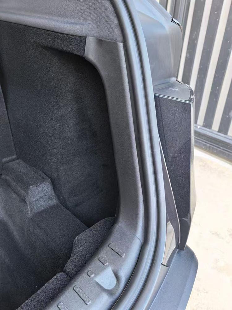 For Tesla Model Y Juniper 2025 Rear Trunk Storage Box Rear Trunk Door Sill Protector Strip Cover Sill Guard Protect Accessories