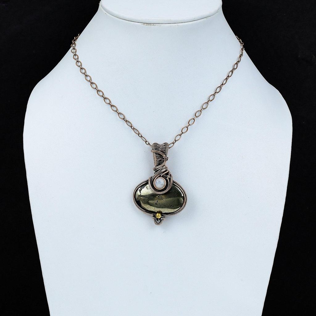 Кулон с пиритом, кулон в медной проволоке, кулон ручной работы, Радуга, ювелирные изделия из лунного камня, оригинальный кулон с драгоценным камнем, подарок для мамы, дизайнерские ювелирные изделия из меди