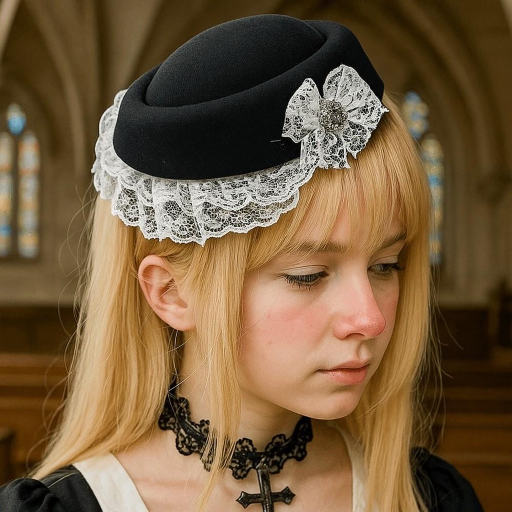 Exquisite Lace Billycock Hat Elegant Heart Crystal Round Hat Fashion Bow Pillbox Hat Party