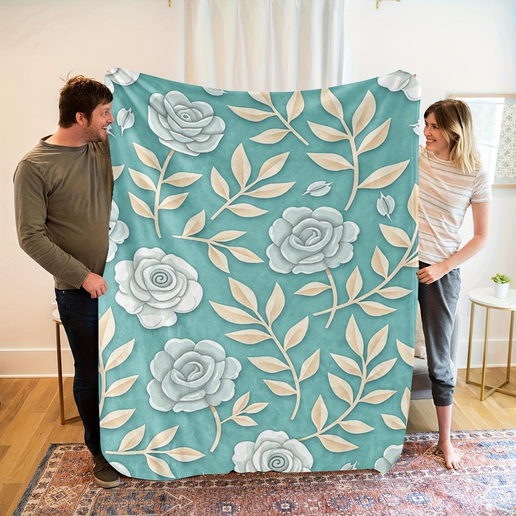 Luxurious Floral Print Fleece Blanket - Soft, Breathable Polyester, All-Season Cozy Throw with Elegant Rose & Leaf Design