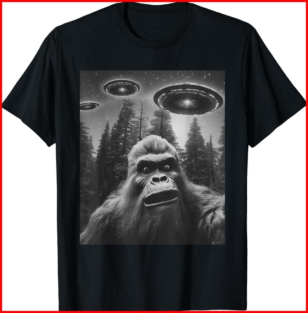 Funny Graphic Tee Bigfoot Sasquatch Alien UFO Black T-Shirt S-5XL