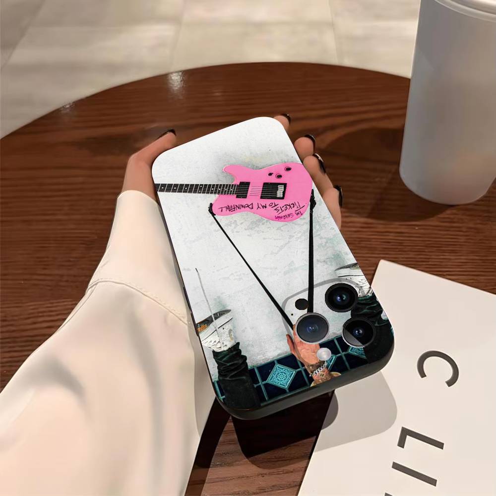 Чехол для телефона M-Machine Gun Kelly для iPhone 17,16,15,14,13,12,11,Pro,Max,Plus Мягкий черный чехол