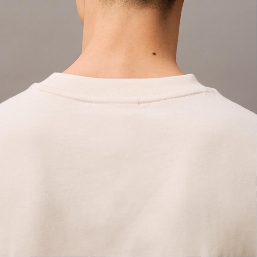 Calvin Klein Минималистичная Удобная Универсальная Повседневная Однотонная Вязаная Свободная Футболка с Карманом и Коротким Рукавом Мужские Топы Голубино-Серый 4RB267G-CKS