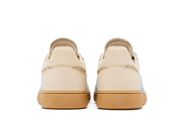 Женские кроссовки adidas Handball Spezial Песочный Страта Чистое Небо (Женский) Песочный слой/Подержанный коричневый/Ясное небо