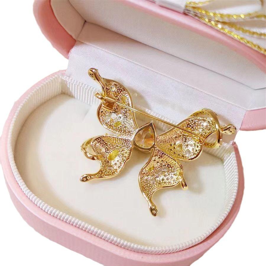 Изысканное ювелирное изделие из циркона с желтым бриллиантом, элегантная брошь-бабочка в стиле ретро, роскошная маленькая брошь высокого класса, универсальный женский корсаж