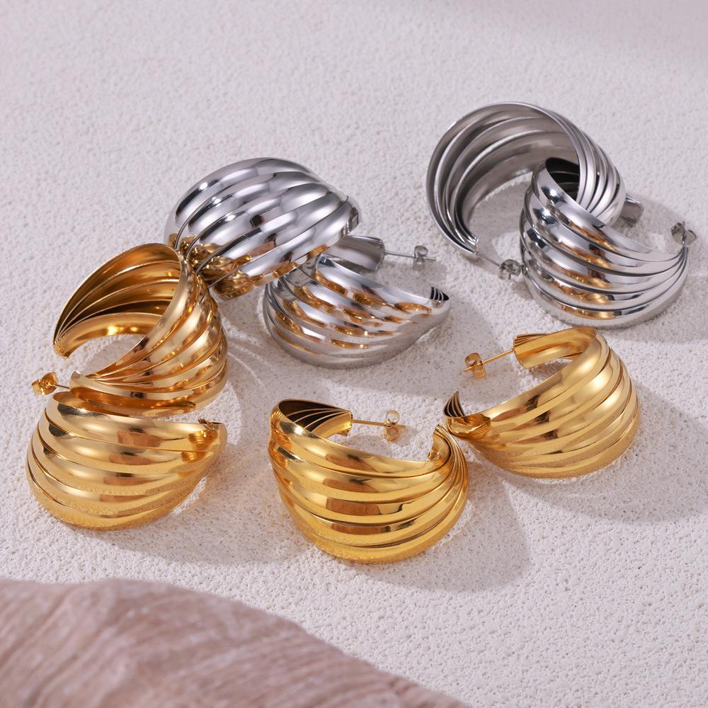 Simple And Exaggerated Titanium Steel Twist Half-Circle Earrings, Personalized Creativity, Light Luxury Design, Earrings, Versatile Earrings, Women