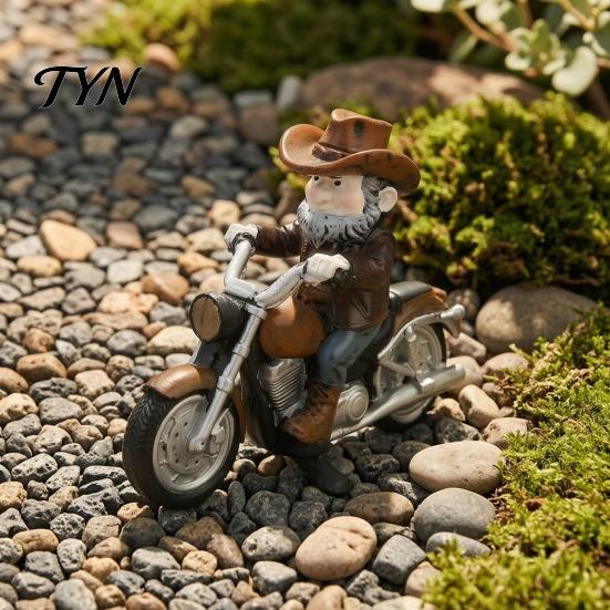 Retro Style Figurines Motorcycle Gnome Figurine with Leather Jacket & Sunglasses, Resin Western Cowboy Statue for Garden Indoor Tabletop Ornament