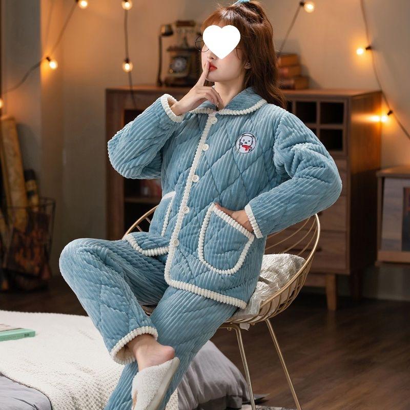 Пижама женская трехслойная утолщенная и милая зимняя можно носить больших размеров теплая стеганая домашняя одежда
