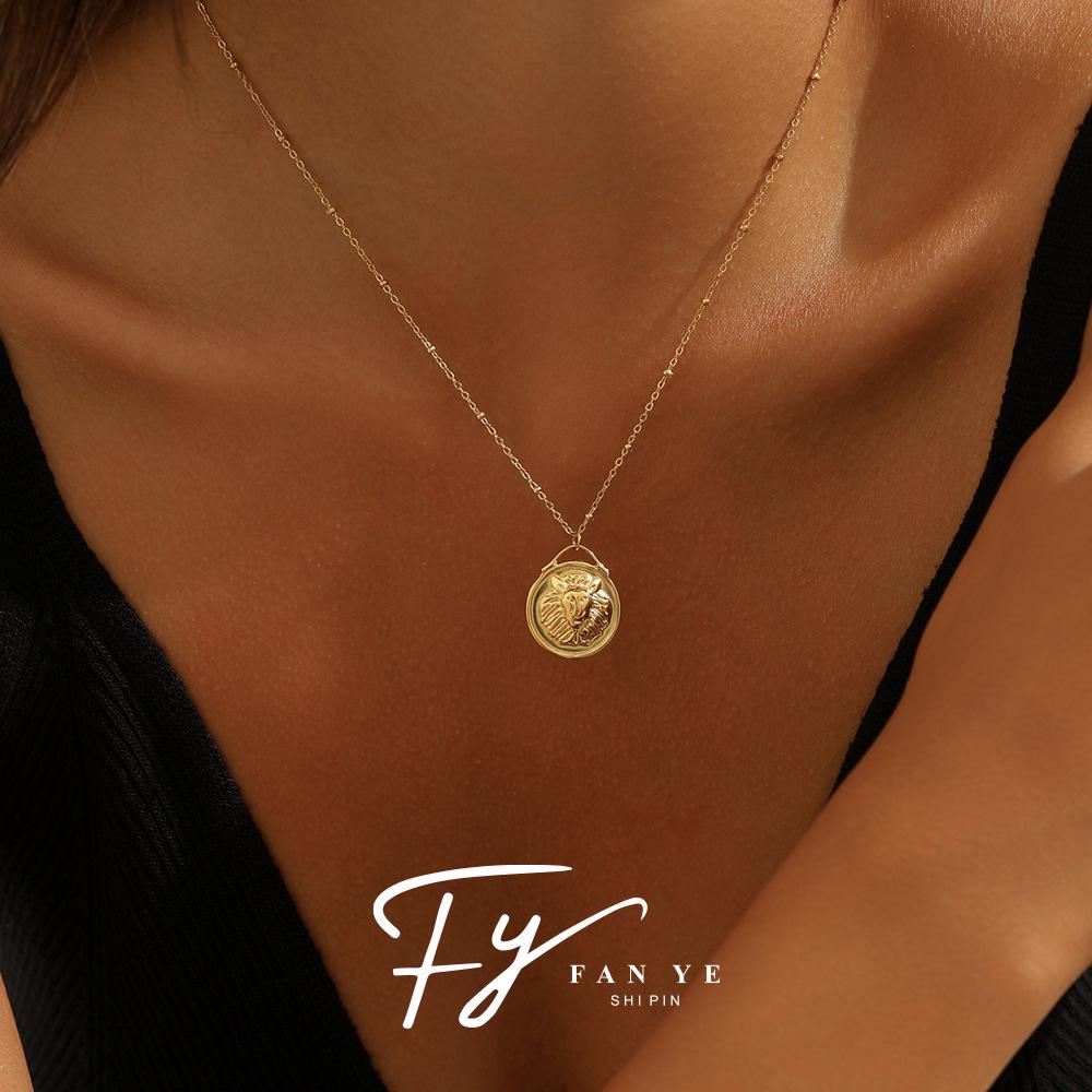 Ретро Ожерелье с Головой Льва и Набор Серег с 3D Текстурированными Монетами из Нержавеющей Стали