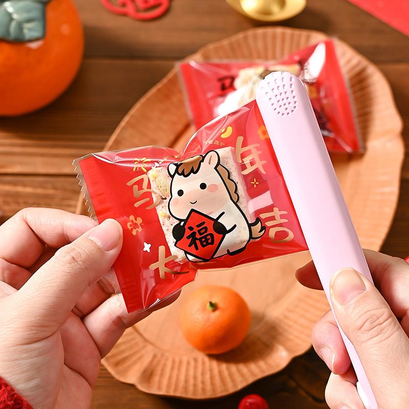 2026 Год Лошади Китайский Год Снежинка Хрустящий Упаковка 100 шт. Печенье Машина для Выпечки Герметичные Маленькие Пакеты для Нуги и Конфет