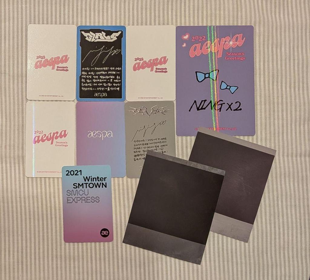 [USED] Aespa NIN NINGNING posters, trading cards, and more set