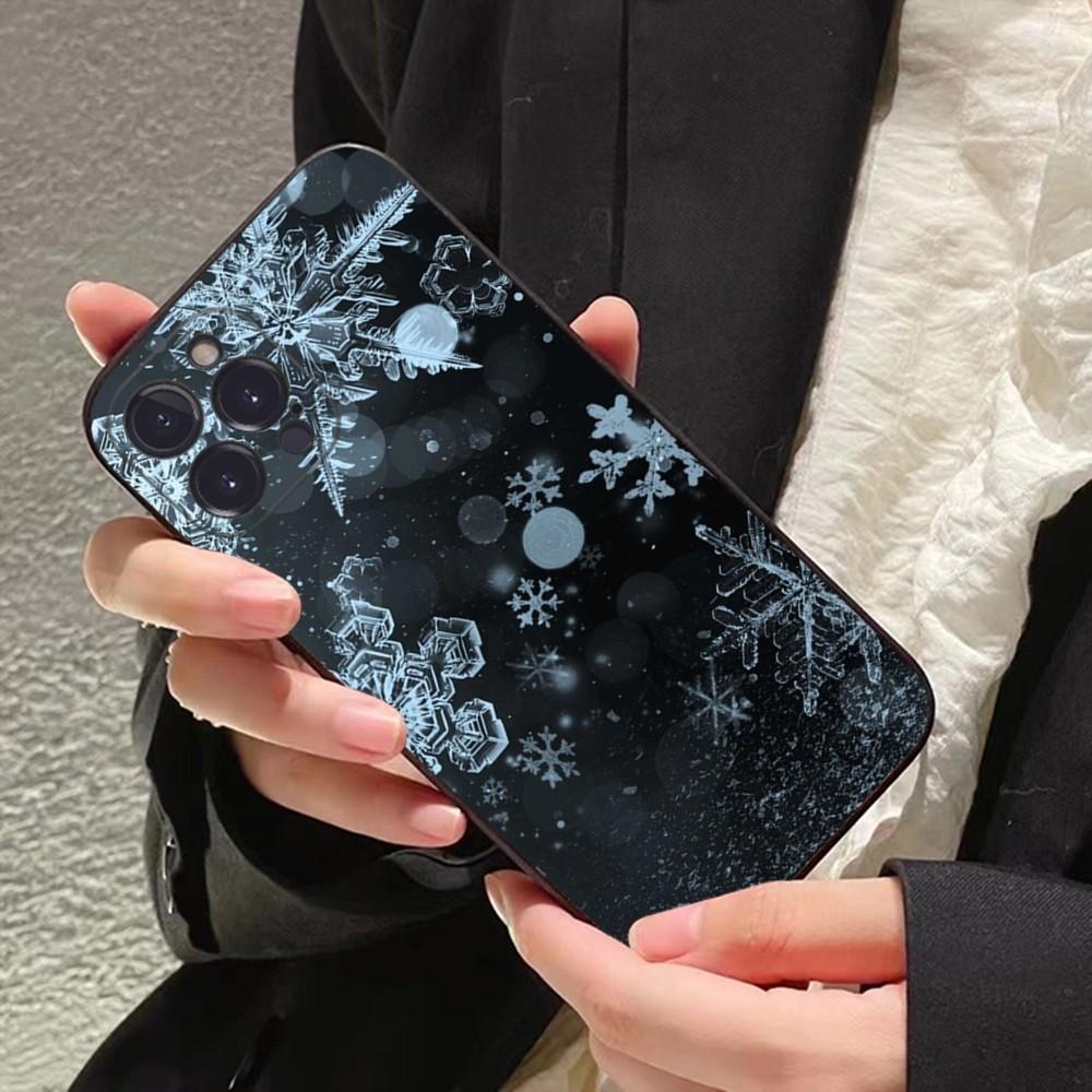 Christmas Snowflakes Phone Case For IPhone 16 15 14 11 12 13 Mini Pro XS Max Cover 6 7 8 Plus X Funda Shell