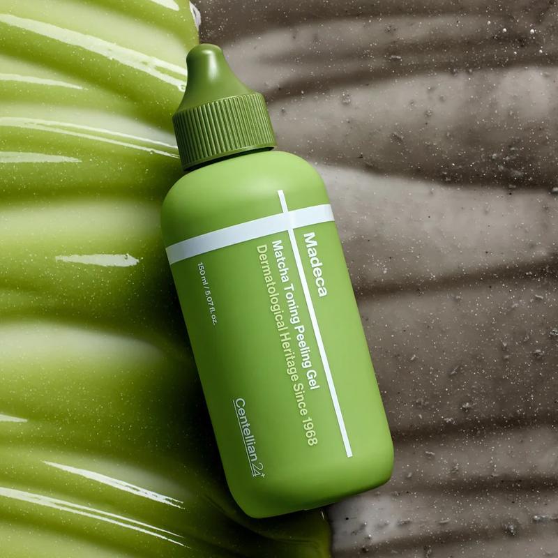 CENTELLIAN24 Madeca Matcha Тонизирующий пилинг-гель 150 мл