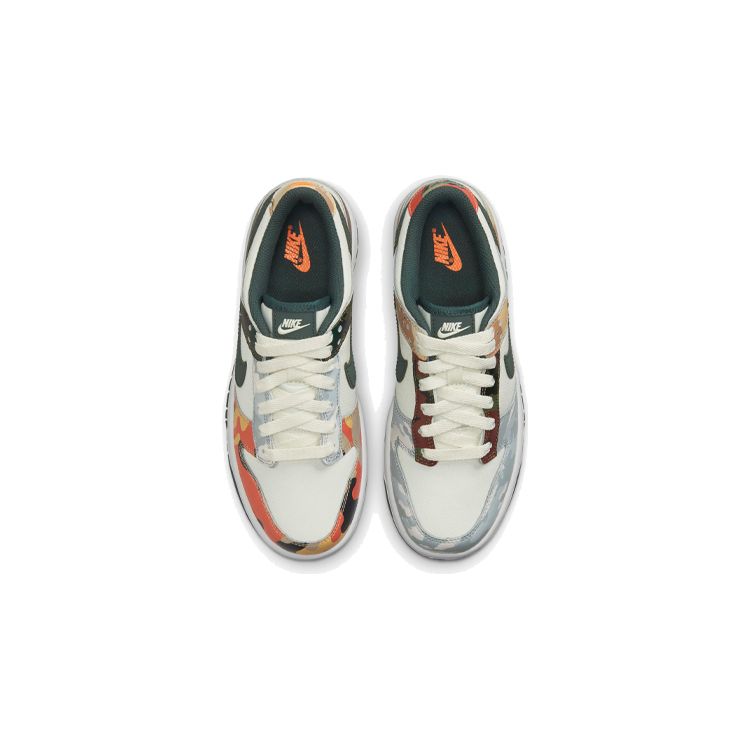 Nike Кроссовки детские Dunk Low SE GS Sail Multi-Camo разноцветные винтажно-зеленые полностью-оранжевые DB1909-100